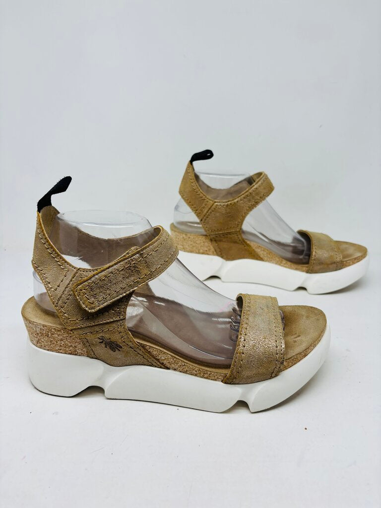 FLY London Wedge Beige 9