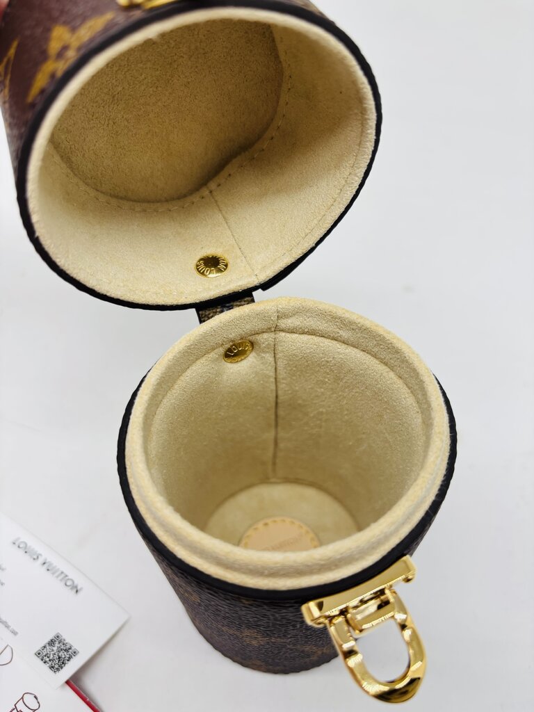 Louis Vuitton LUXURY ACCESSORIES Brown Monogram