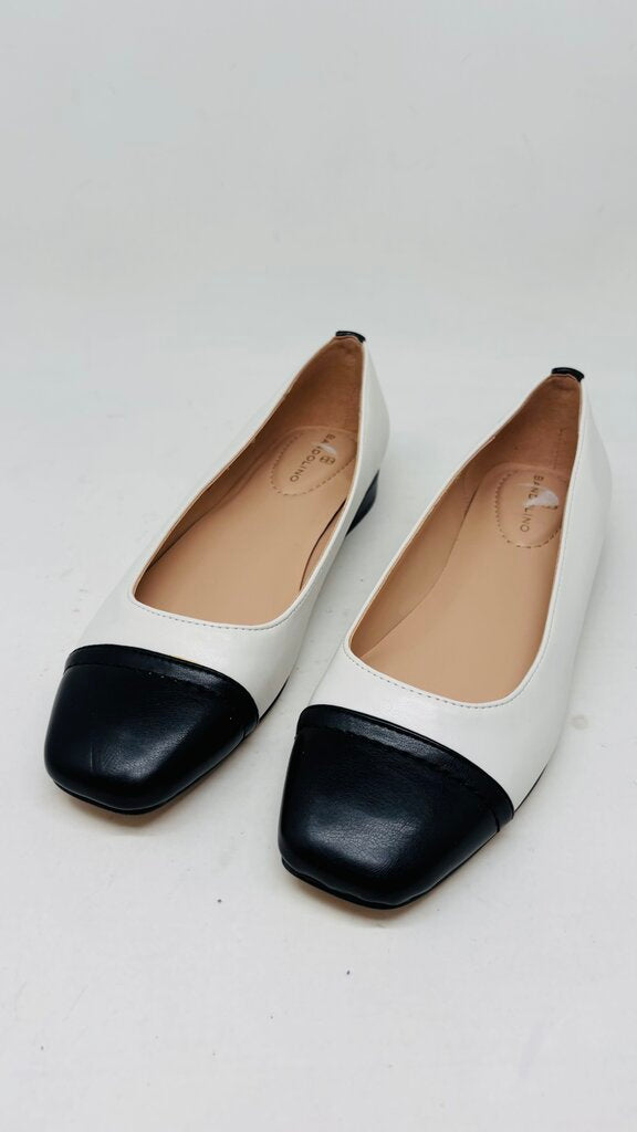 Bandolino Low Heel White 6