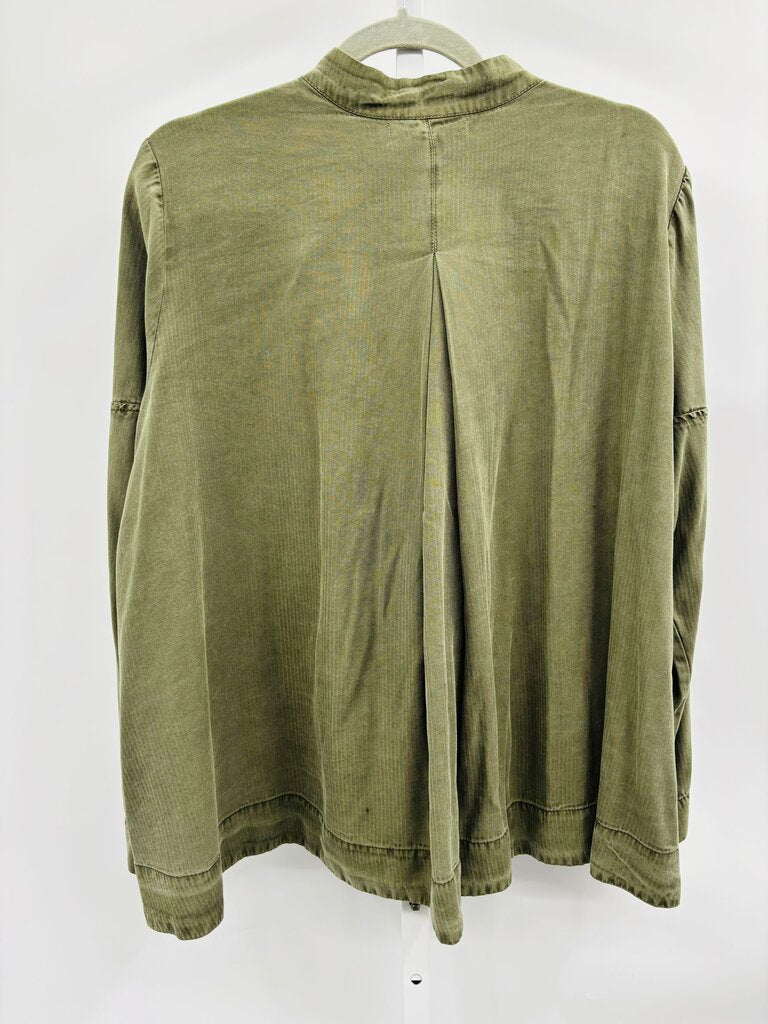 Young Fabulous & Broke Shirt Green S
