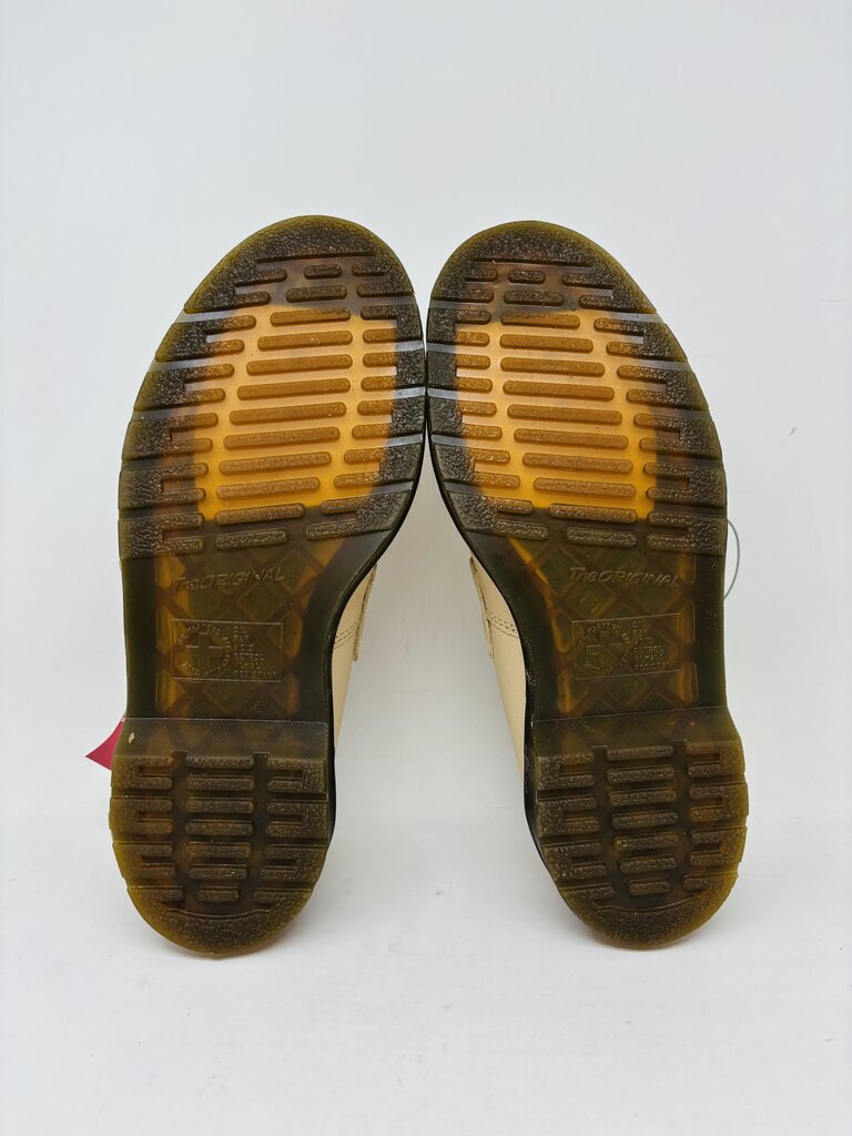 Dr. Martens Loafers Beige 9