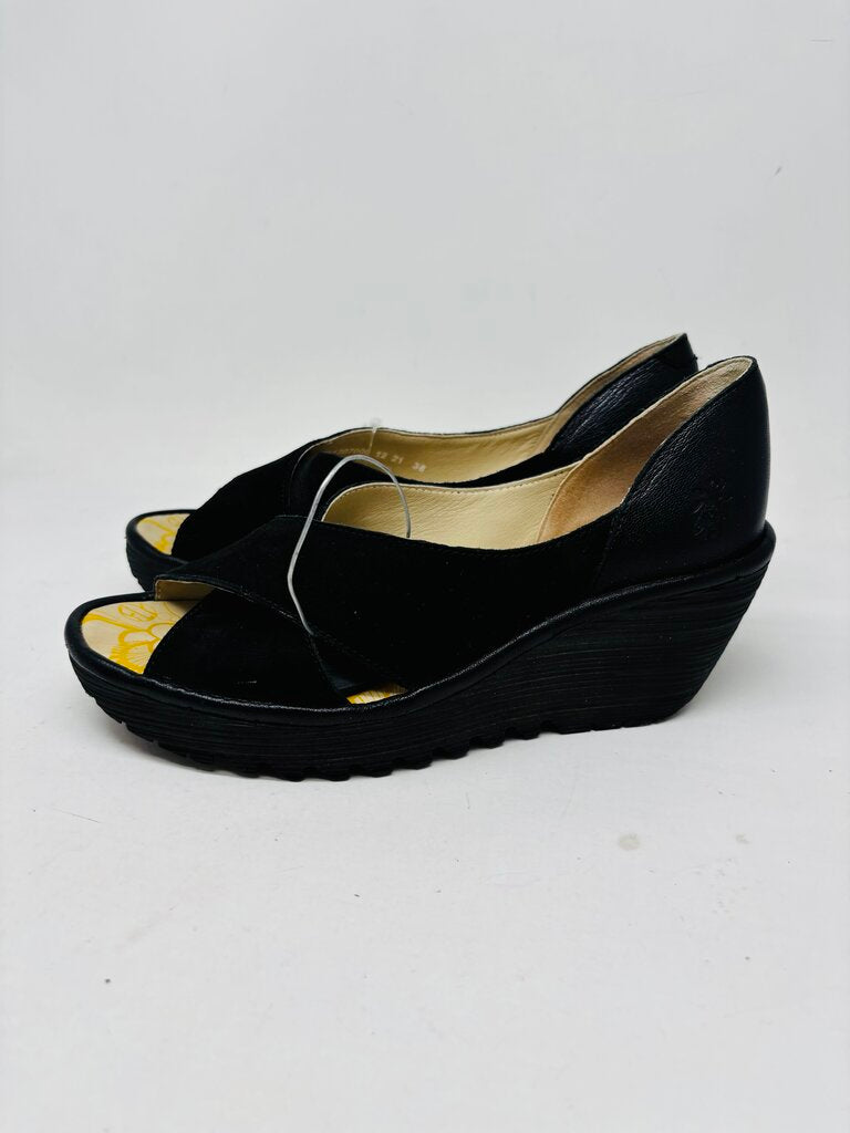 FLY London Wedge Black 7.5