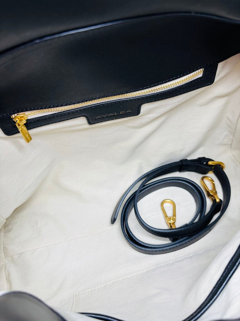 Avalea Handbag Black