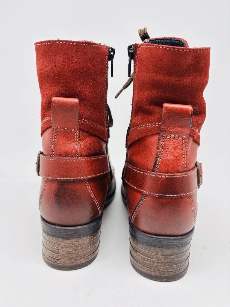 Taos Ankle Boots Burgundy 6.5