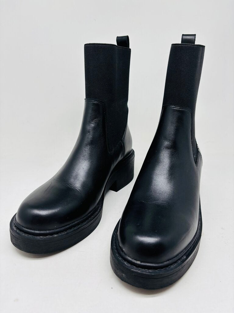 Blondo Ankle Boots Black 8.5