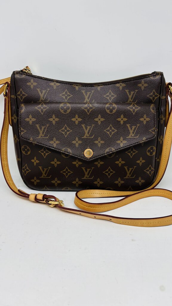 Louis Vuitton LUXURY HANDBAGS Brown Monogram