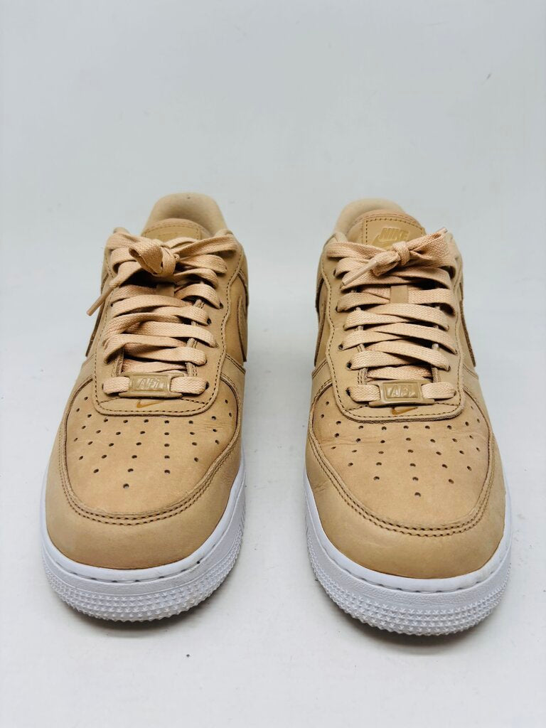 Nike Sneakers Beige 10
