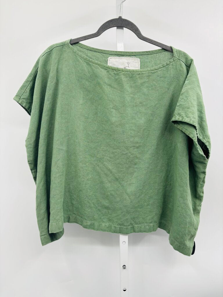 not perfect linen Top Green OS
