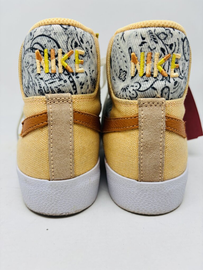 Nike Sneakers Orange 7