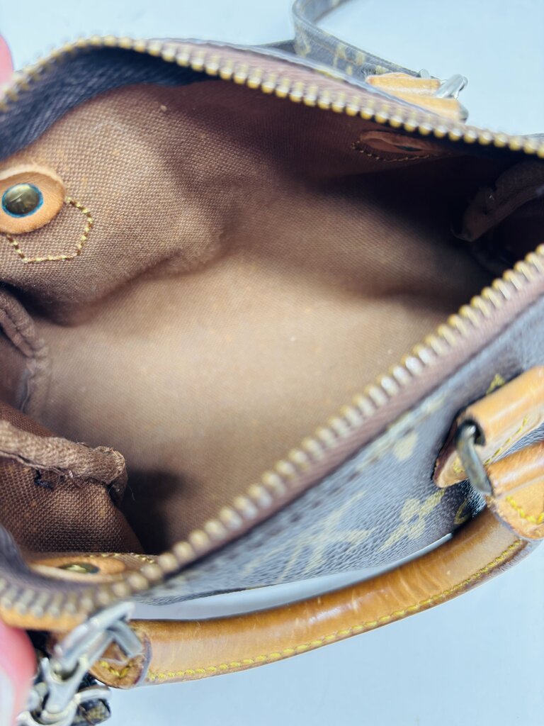 Louis Vuitton LUXURY HANDBAGS Brown Monogram