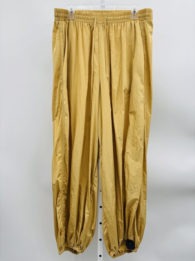 Daily Practice Pants Gold L
