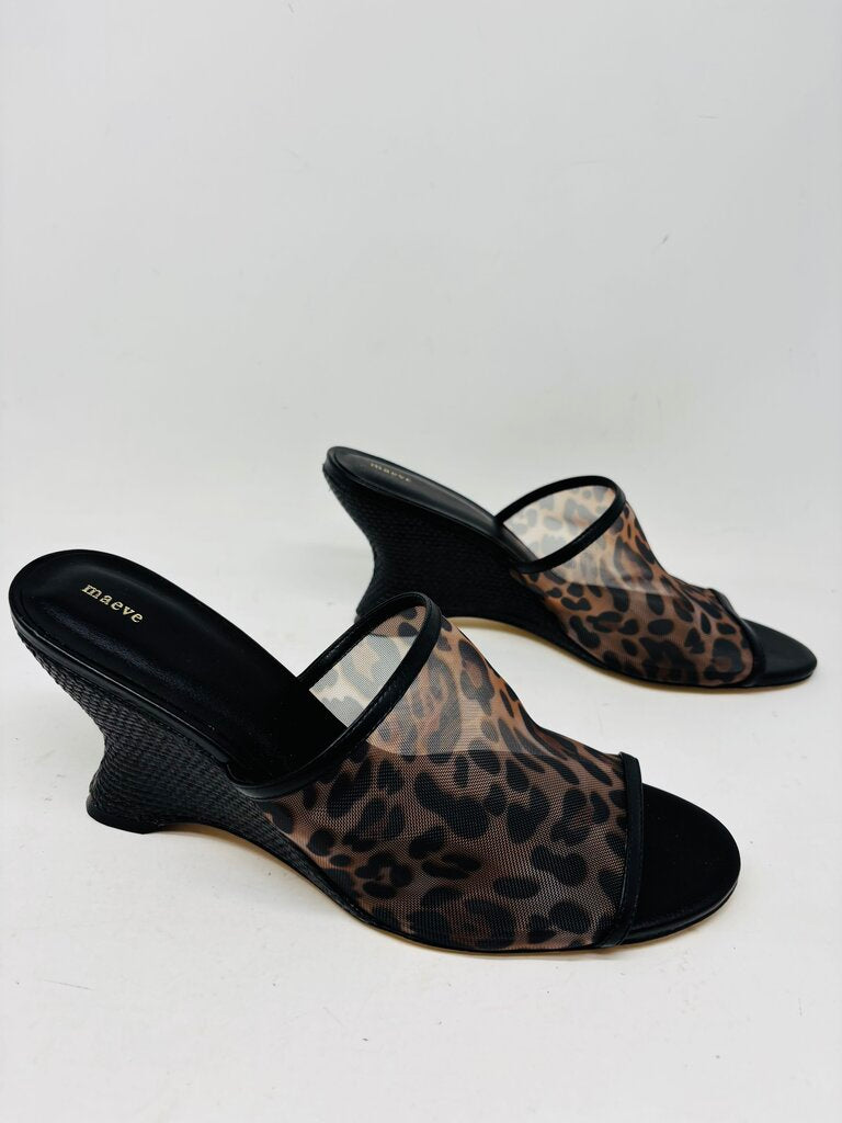 Maeve Wedge Black 11