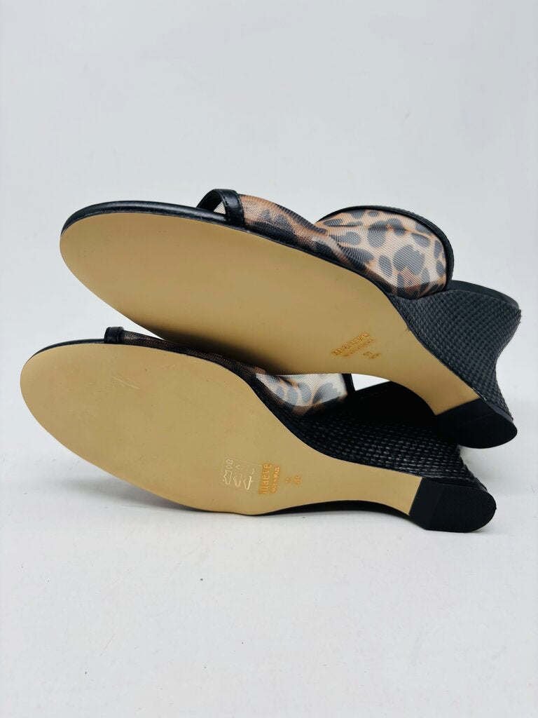 Maeve Wedge Black 11