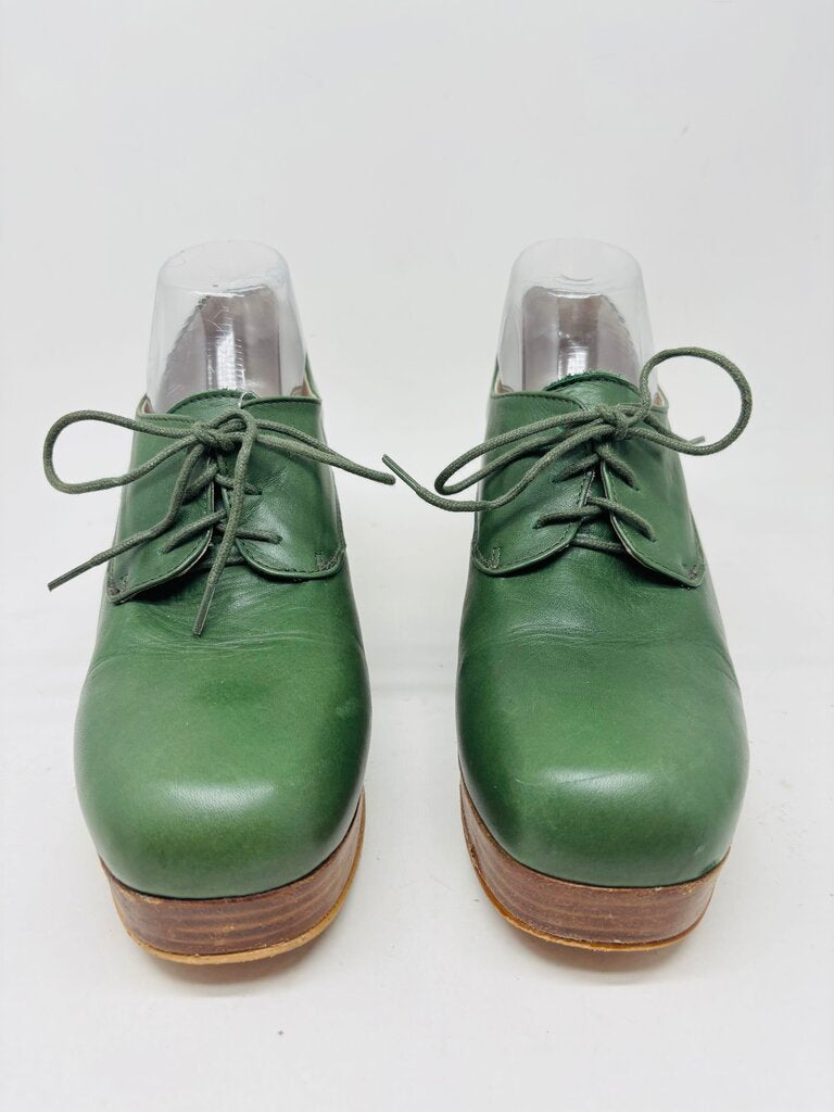 Intentionally Blank Heels Green 10
