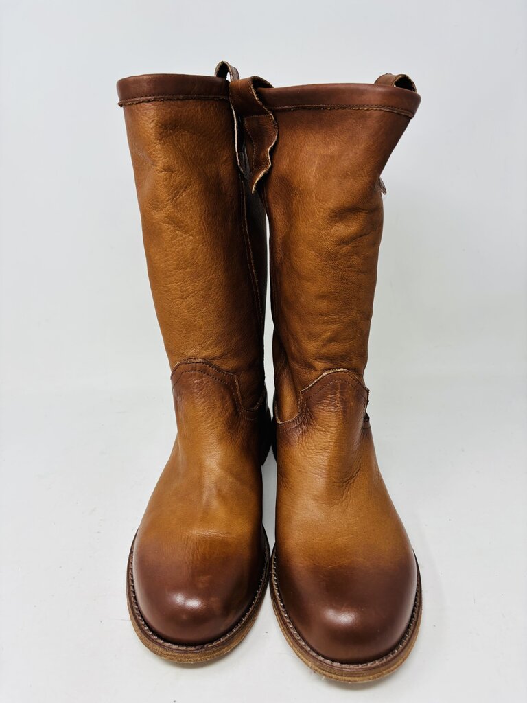 Sundance Boots Tan 8.5
