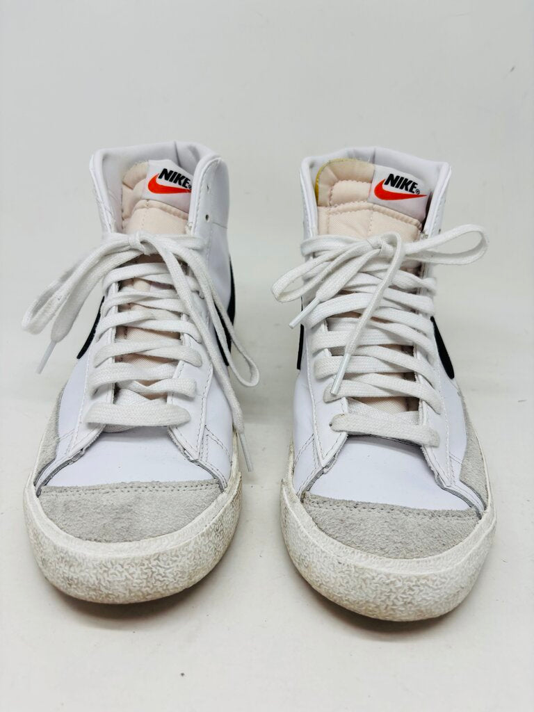 Nike Sneakers White 9.5