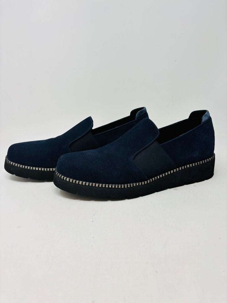Vaneli Loafers Navy 9.5