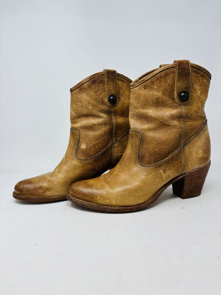 Frye Cowboy Boots Tan 9.5