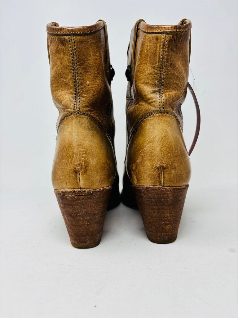 Frye Cowboy Boots Tan 9.5