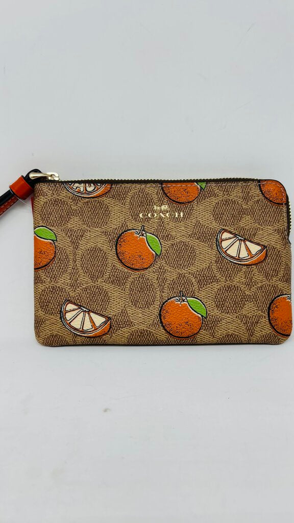 Coach Wristlet Tan Signature