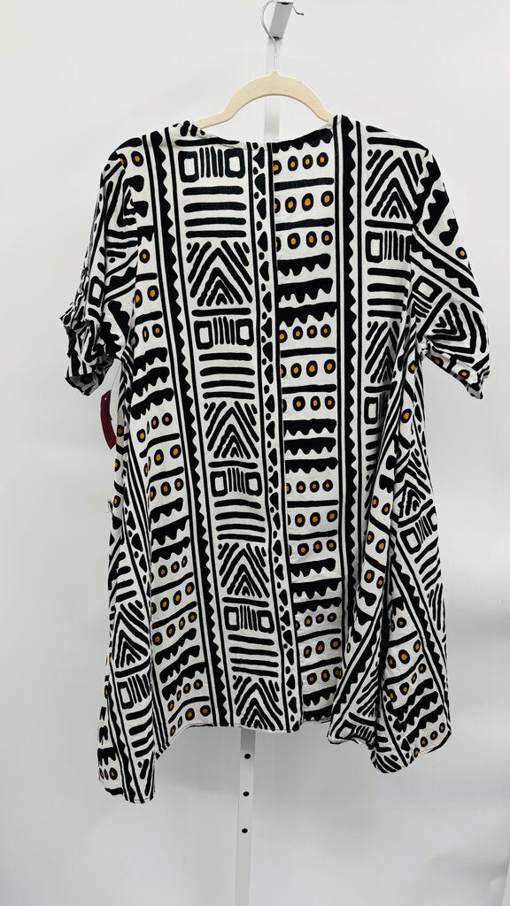 Look at Me Tunic White OS