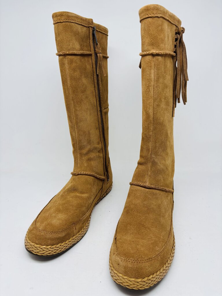 UGG Boots Tan 10