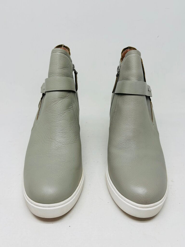 Linea Paolo Bootie Grey 11