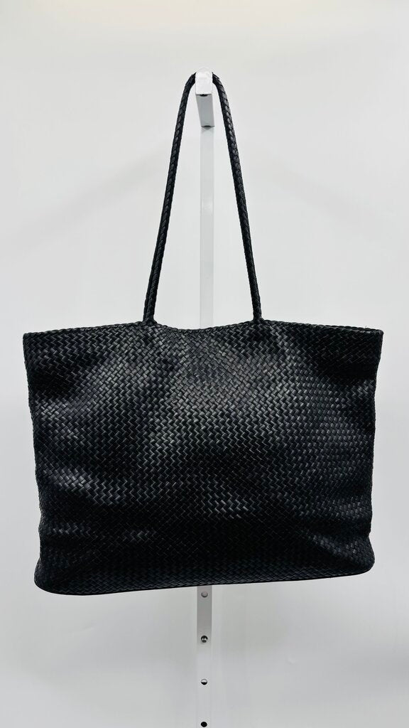 Quince Tote Black