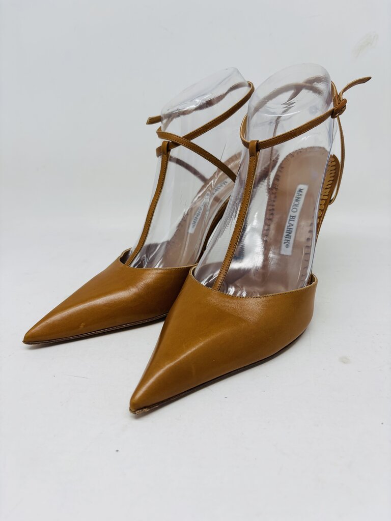 Manolo Blahnik Heels Tan 8