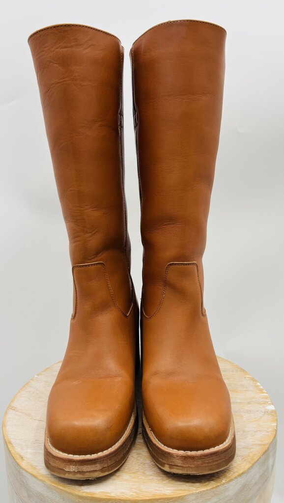 Dingo Boots Tan 7.5