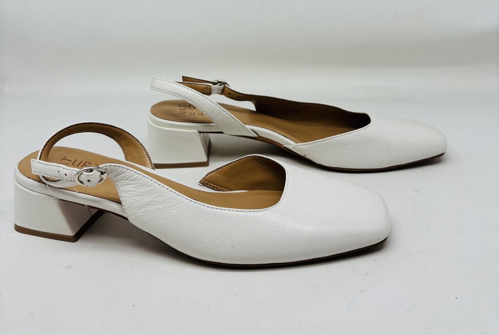 Naturalizer Slingbacks White 9.5