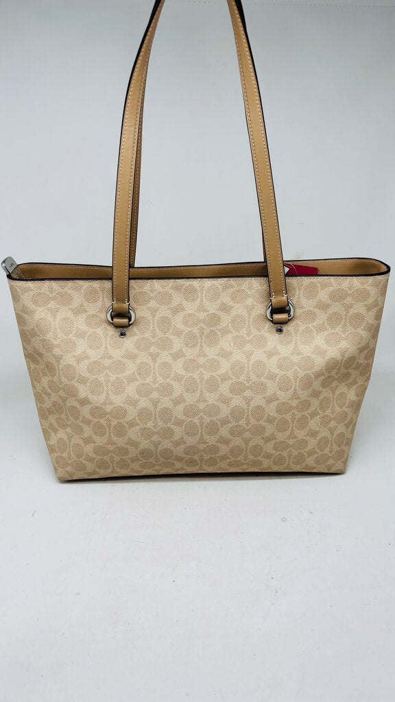 Coach Tote Beige