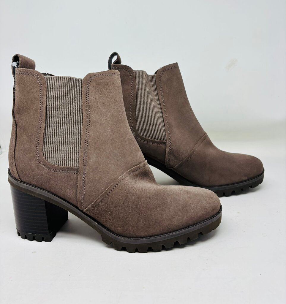UGG Ankle Boots Taupe 9