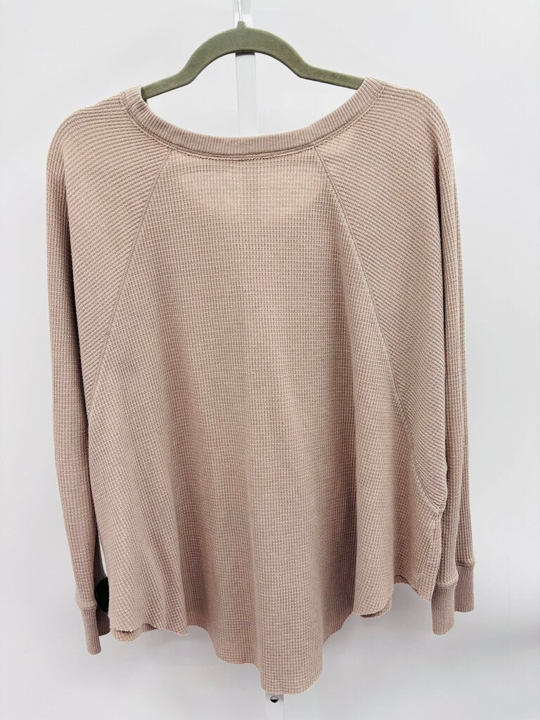 We the Free Top Taupe M