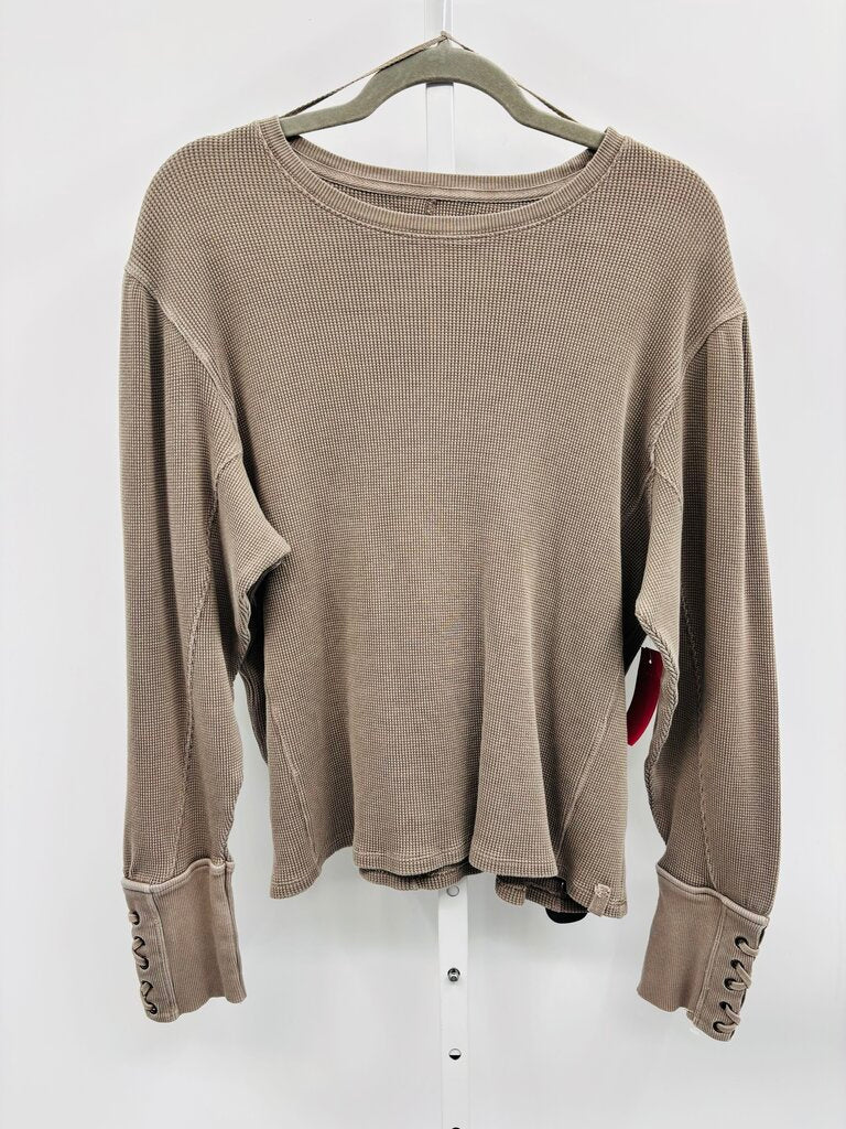 We the Free Top Taupe S