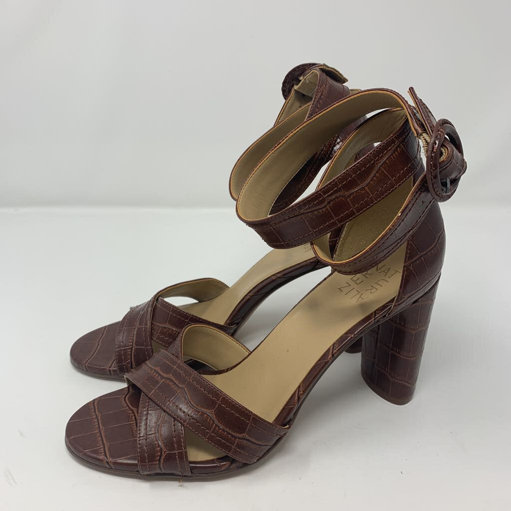 Naturalizer Heels Brown 8.5